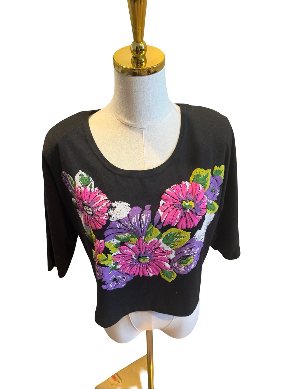 Vintage skylite women's Black Floral Scoop Neck Crop Top
